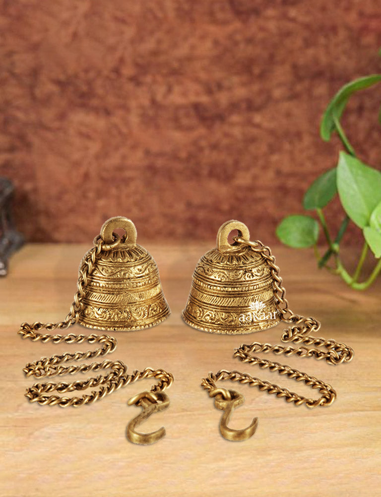 Small Brass Pooja Bells for Mandir Decoration – Aakaar - Idols & Temples